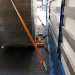 alt_1Lashing ve Yük Sabitleme Hizmetleri - Eflatun Denizcilik